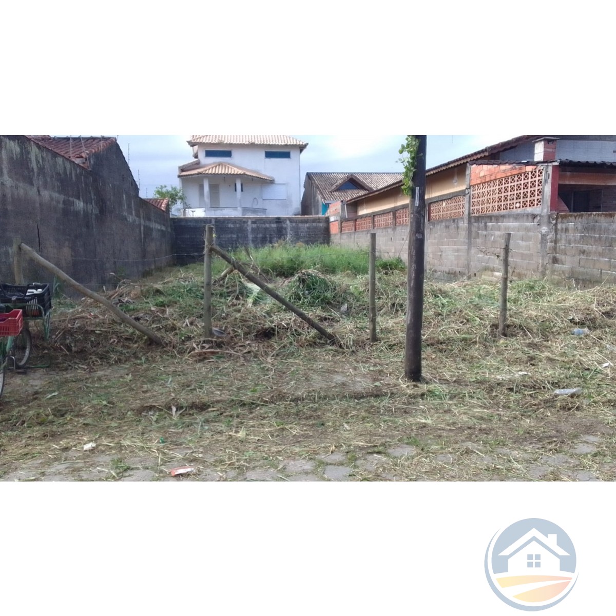 Terreno no bairro Jardim Star, Lado Praia